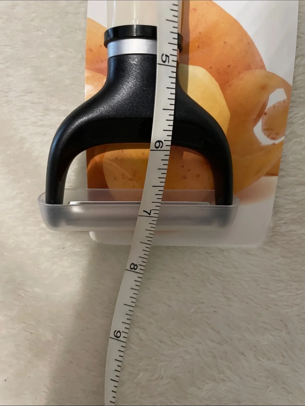 KitchenAid Cream and Black Y-Peeler with Blade Cover
